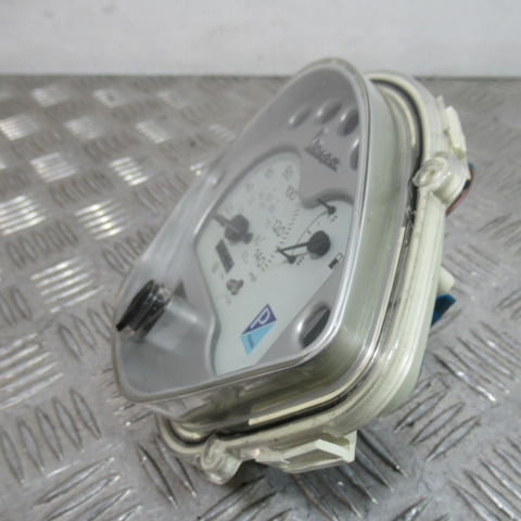Compteur VESPA 125 LX – 2006 – 21938KM