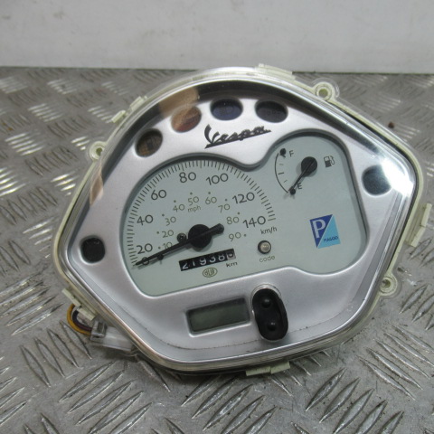 Compteur VESPA 125 LX – 2006 – 21938KM
