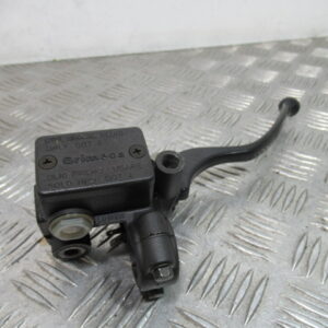Maitre cylindre frein avant HONDA NX125 – 1995 –