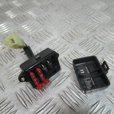 Boite à fusibles HONDA NX125 – 1995 –