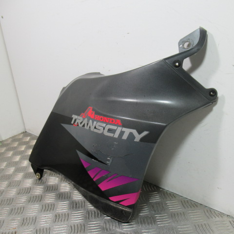 Panneau avant droit HONDA NX125 – 1995 –