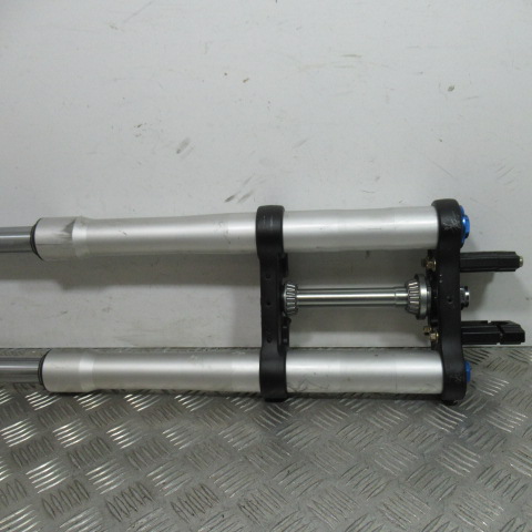 Fourche APOLLO 125 RFZ – 2025 –