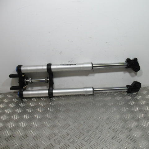 Fourche SMX 150 RFZ – 2025 –