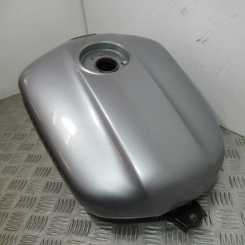 Réservoir d’essence YAMAHA 600 FAZER – 2000 –