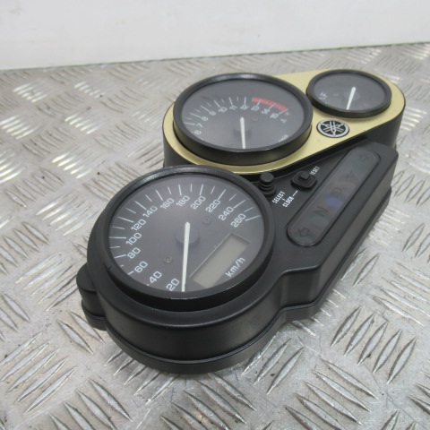 Compteur YAMAHA 600 FAZER – 2000 –