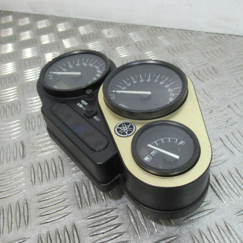 Compteur YAMAHA 600 FAZER – 2000 –