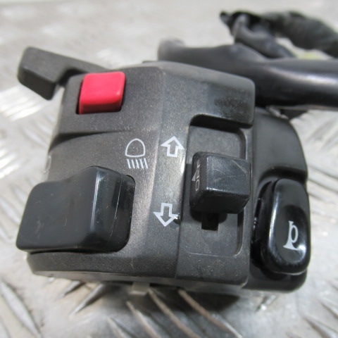 Commodo gauche YAMAHA 600 FAZER – 2000 –