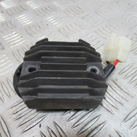 Régulateur YAMAHA 600 FAZER – 2000 –