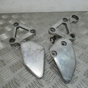 Platines repose pieds YAMAHA 600 FAZER – 2000 –