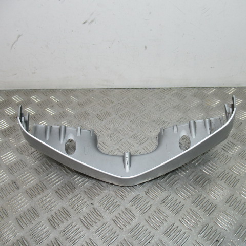 Couvre guidon inférieur PIAGGIO BEVERLY 125 – 2007 –