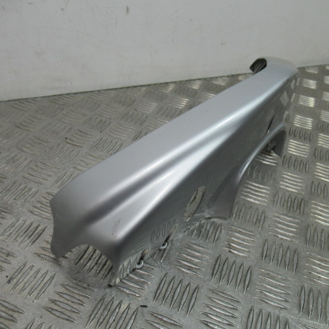 Couvre guidon inférieur PIAGGIO BEVERLY 125 – 2007 –