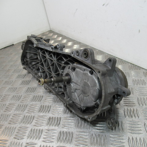 Carter moteur gauche PEUGEOT 50 TREKKER – 2000 –