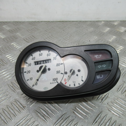 Compteur PEUGEOT 50 TREKKER – 2000 – 17845KM –