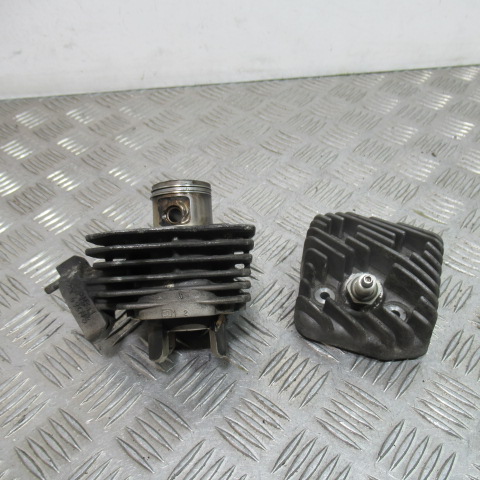 Cylindre-piston-culasse PEUGEOT 50 TREKKER – 2000 –