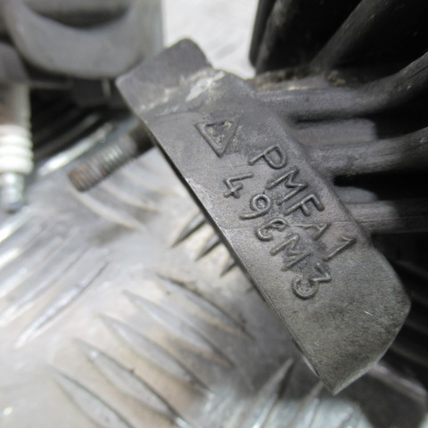 Cylindre-piston-culasse PEUGEOT 50 TREKKER – 2000 –
