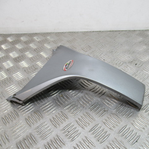 Fermeture carénage avant HONDA 125 S-WING – 2014 –