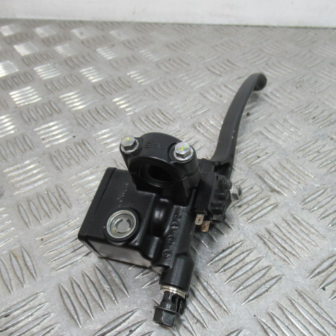 Maitre cylindre droit HONDA 125 S-WING – 2014 –
