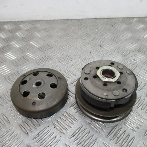 Embrayage+cloche PEUGEOT VIVACITY 50 2T – 2002 –