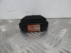 Régulateur de tension YAMAHA CYGNUS XC 125 4T -2005-