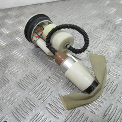 Pompe à essence VESPA 125 GTS – 2012 –