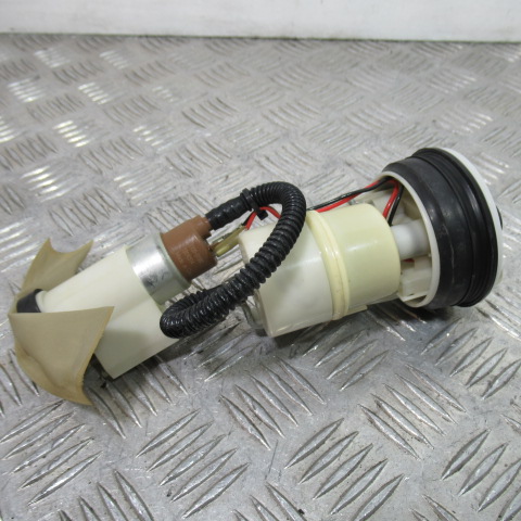 Pompe à essence VESPA 125 GTS – 2012 –