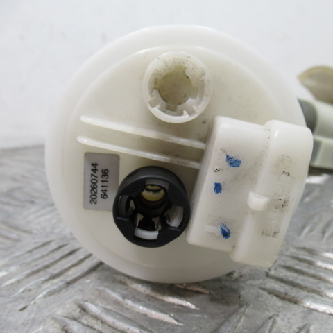 Pompe à essence VESPA LX125 – 2012 –