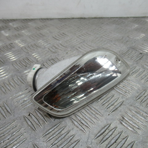 Clignotant avant gauche VESPA LX125 – 2012 –