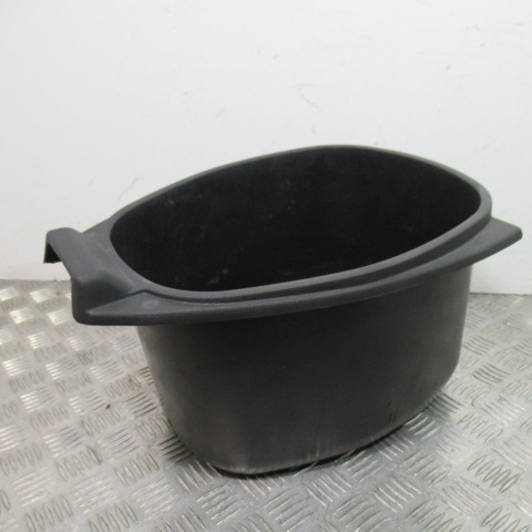 Coffre sous selle VESPA LX125 – 2012 –
