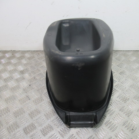 Coffre sous selle VESPA LX125 – 2012 –