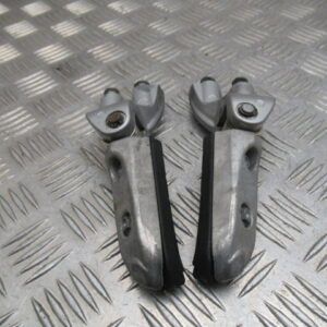 repose pieds APRILIA SCARABEO 100 4T -2007-